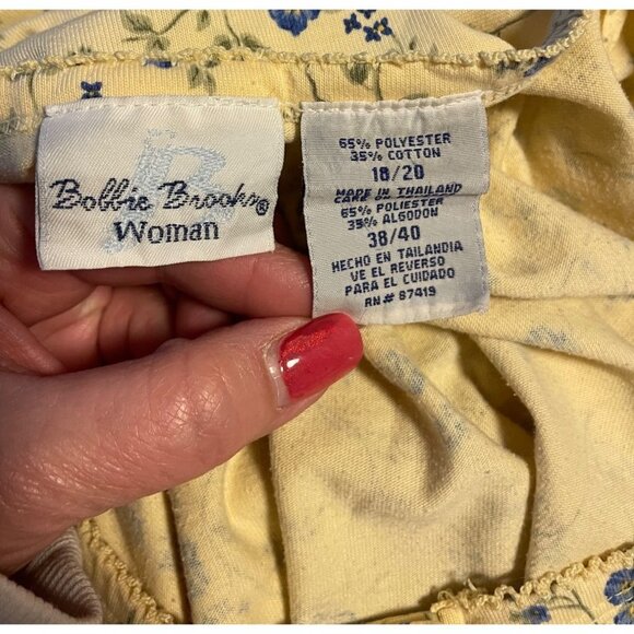 Bobbie Brooks Woman Yellow Floral Design Short Sleeved Round Neck Top Sz 18 - Picture 5 of 9